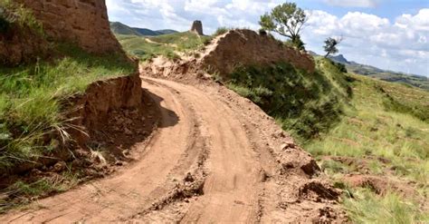 excavator fight china|workers plowing through china.